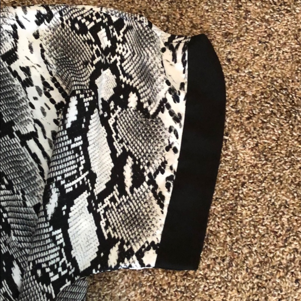 Blouse - Picture 3 of 6